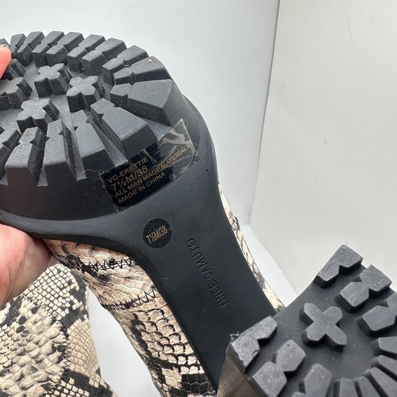 NEW Vince Camuto Erettie Black White Snake Print High Block Heel Booties 7.5M - Picture 9 of 13